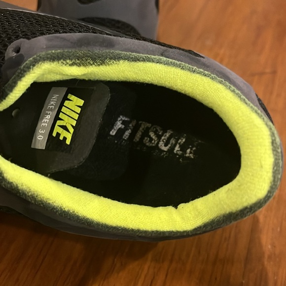 Nike Free 3.0 Shoes Sneakers 354574 003 black volt Men’s Size 8.5 - Picture 11 of 15